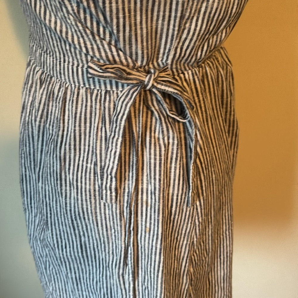 Old Navy Navy and White Striped Dress Size Small - Picture 3 of 6